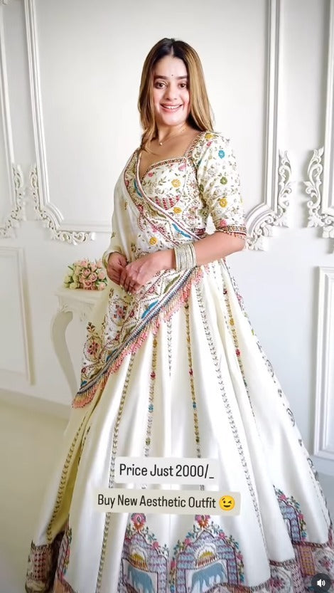Royal Heritage Embroidered Muslin Lehenga Set