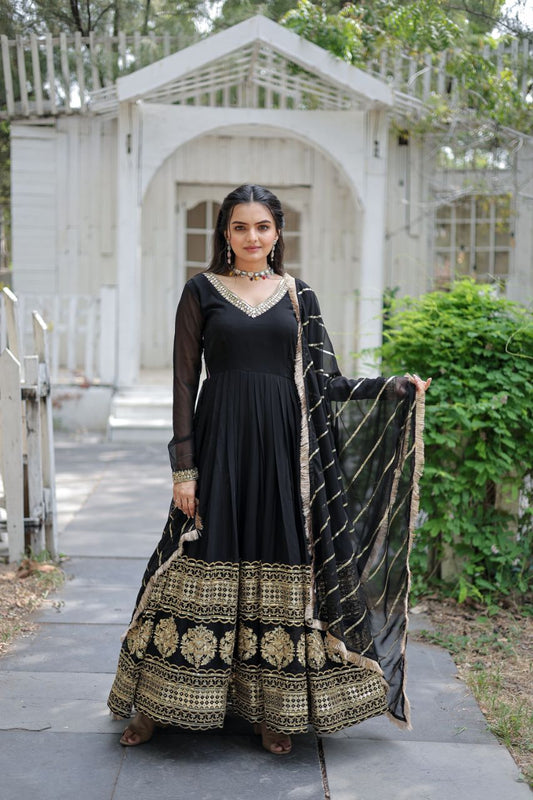 Royal Glow Embroidery Black Suit