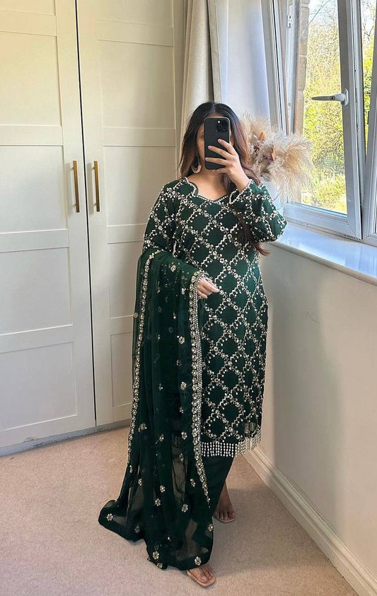 Riwaayat Royale  A Heritage Suit Set