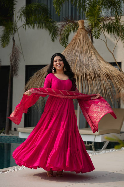 Roohani Designer Romansilk Chanderi Beautifull Anarkali