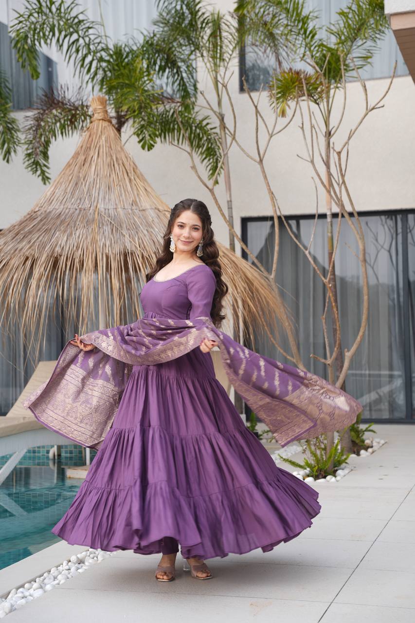 Roohani Designer Romansilk Chanderi Beautifull Anarkali