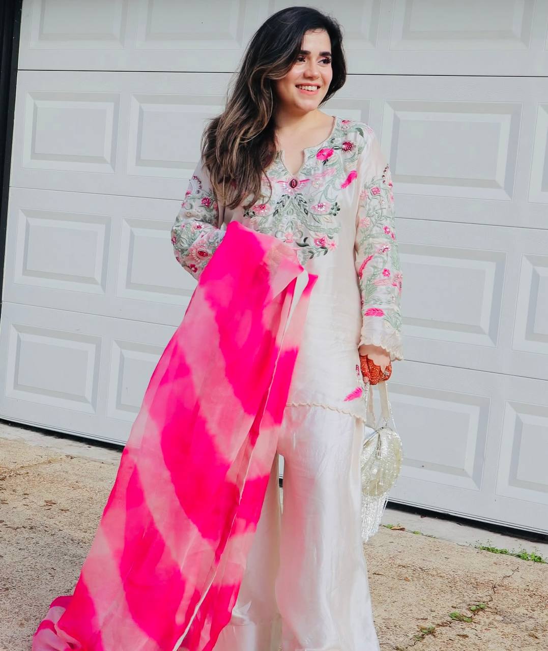 Sundar Saaz  A Classic Trendy Ethnic Look Suit Set