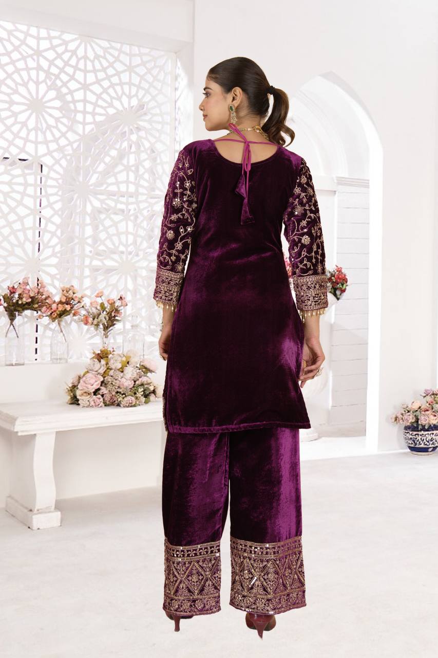Velvet Dreams A Celebration of Rich Textures and Regal Grace